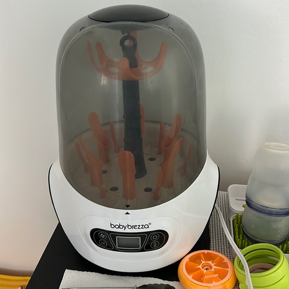 Baby brezza bottle sterilizer - Picture 1 of 1